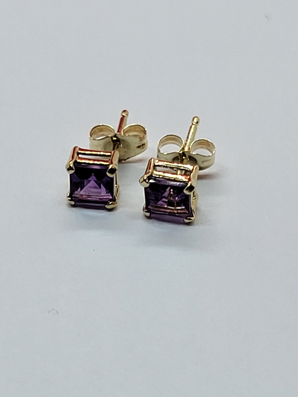14K Yellow Gold Square Princess Cut Purple Stone Stud Earrings